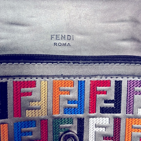 Fendi purse - Picture 2 of 5